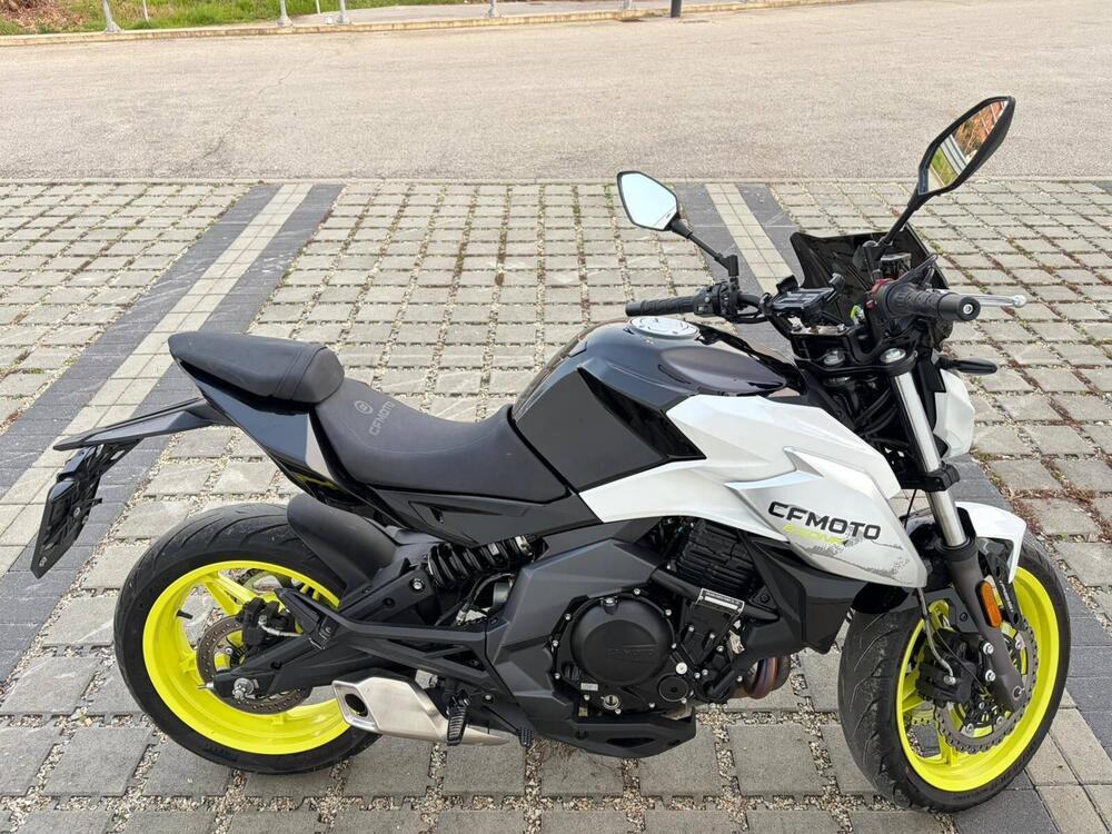 CFMOTO 650NK (2021 - 24) (4)