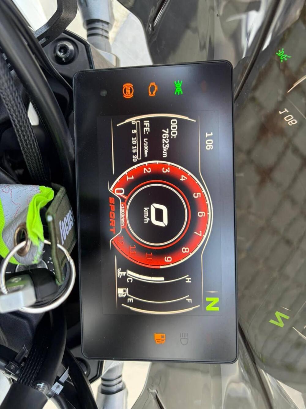 CFMOTO 650NK (2021 - 24) (6)