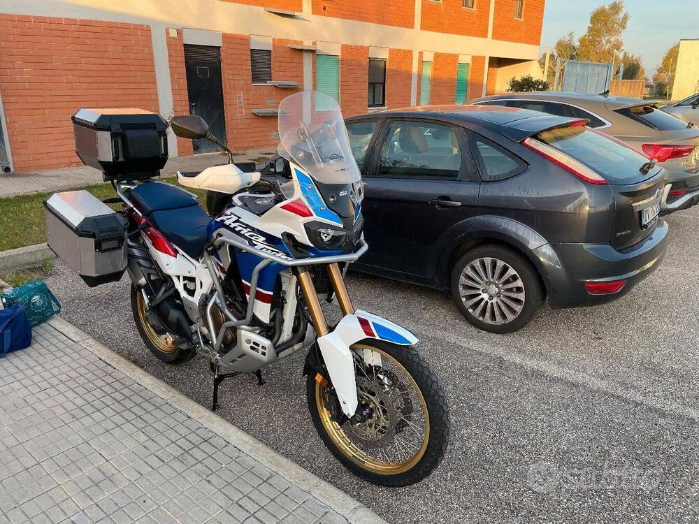 Honda Africa Twin CRF 1000L Adventure Sports DCT (2018 - 19) (2)