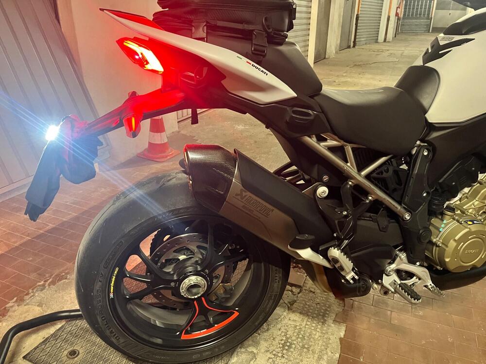 Ducati Multistrada V4 RS (2024 - 25) (10)