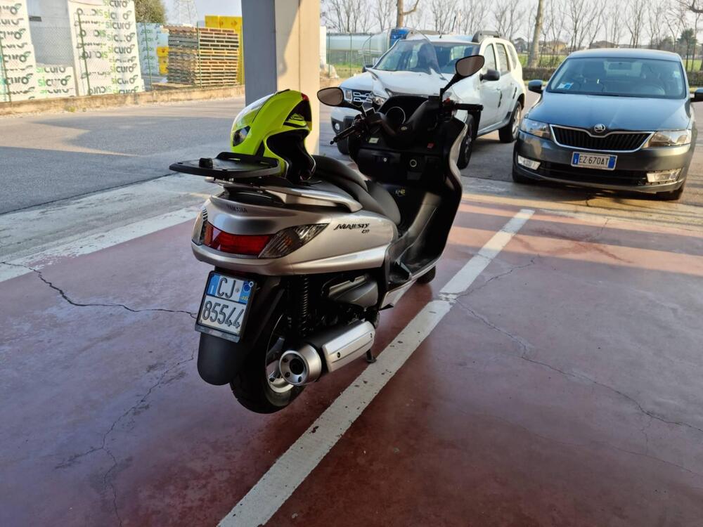 Yamaha Majesty 400 (2004 - 08) (2)