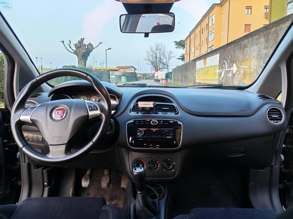 Fiat Punto usata a Verona (9)