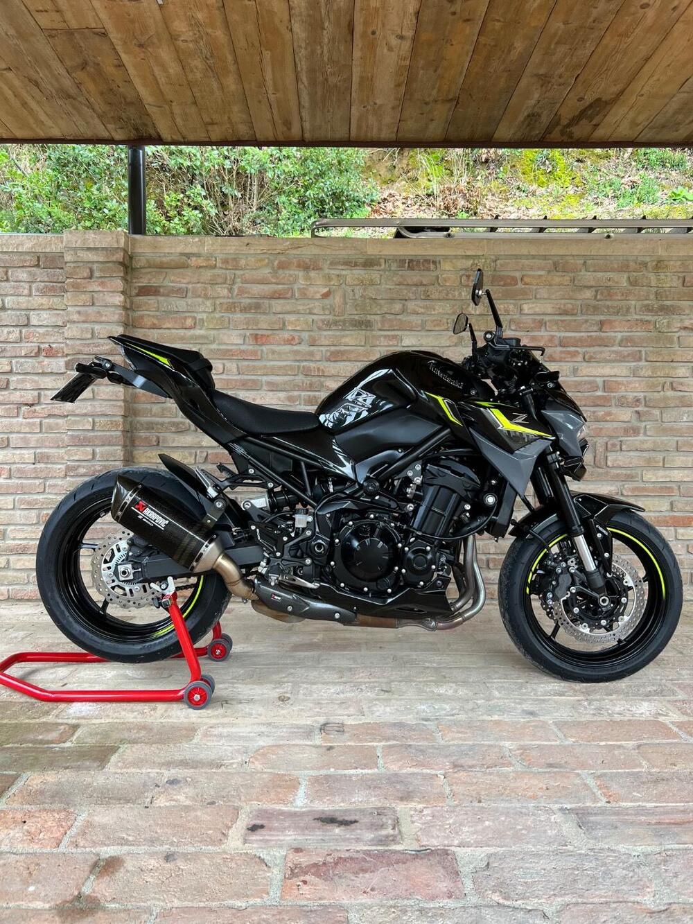 Kawasaki Z 900 A2 (2021 - 24) (2)