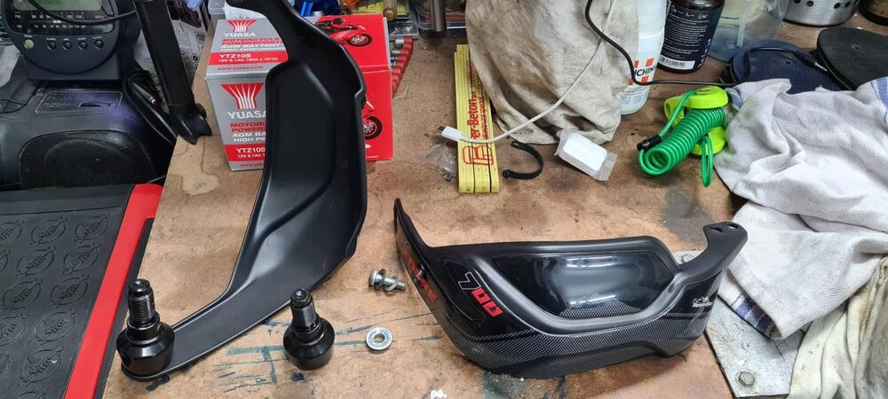 YAMAHA TENERE' 700 T7 2021SCARICO COMPLETO TERMINA (15)