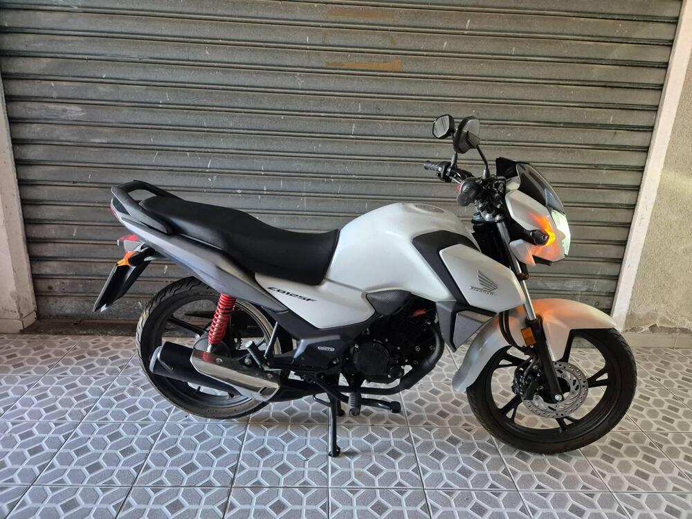 Honda CB 125 F (2021 - 25) (3)