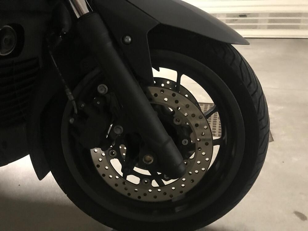 Yamaha X-Max 400 ABS (2017 - 20) (12)