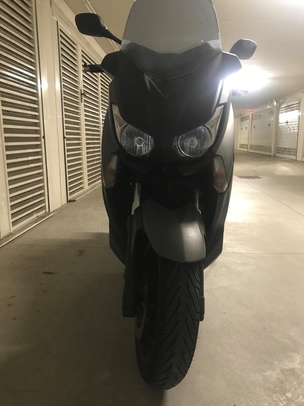 Yamaha X-Max 400 ABS (2017 - 20) (17)