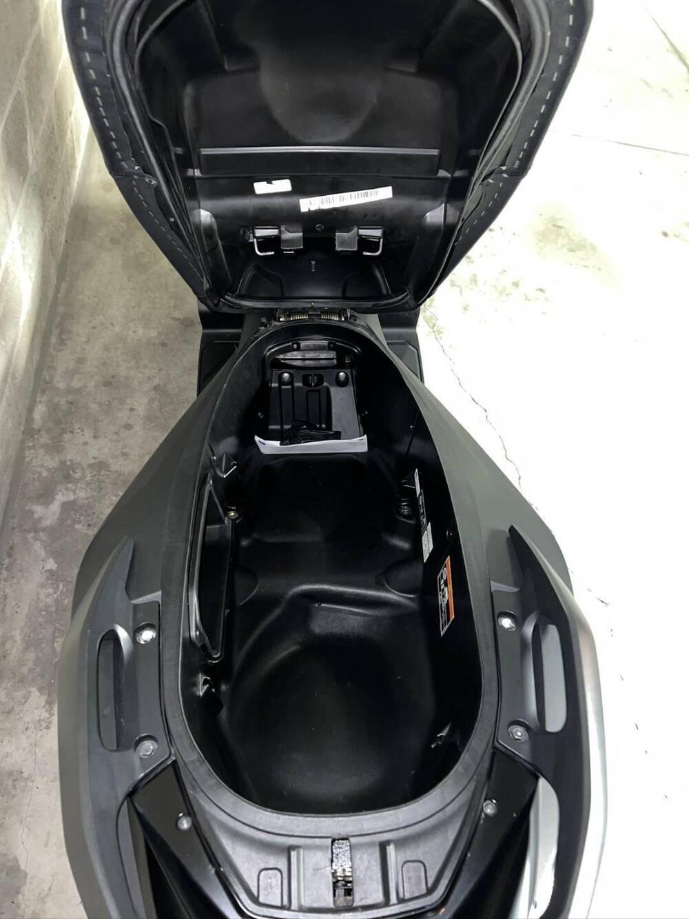 Honda Forza 125 (2022) (9)