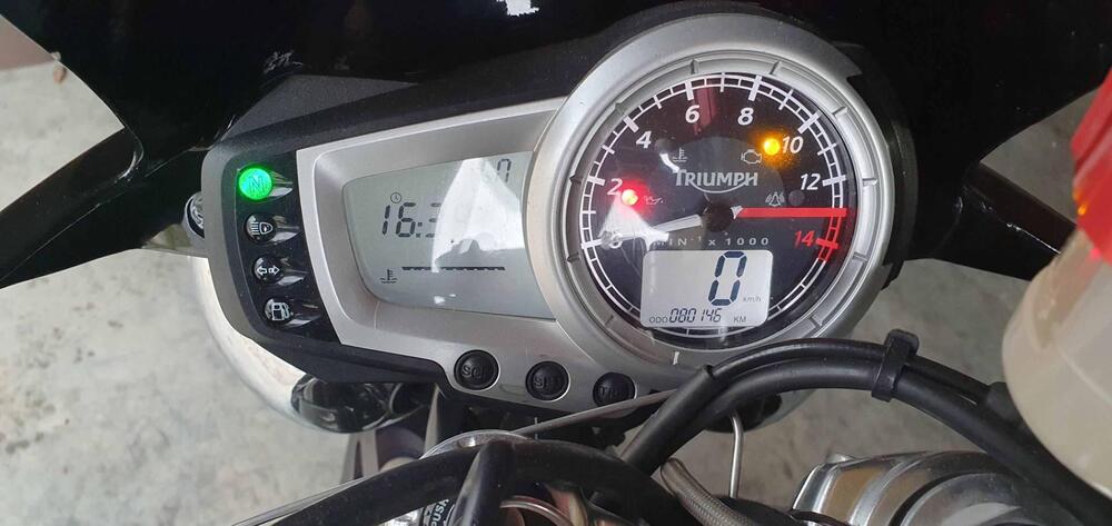 Triumph Street Triple (2007 - 12) (9)