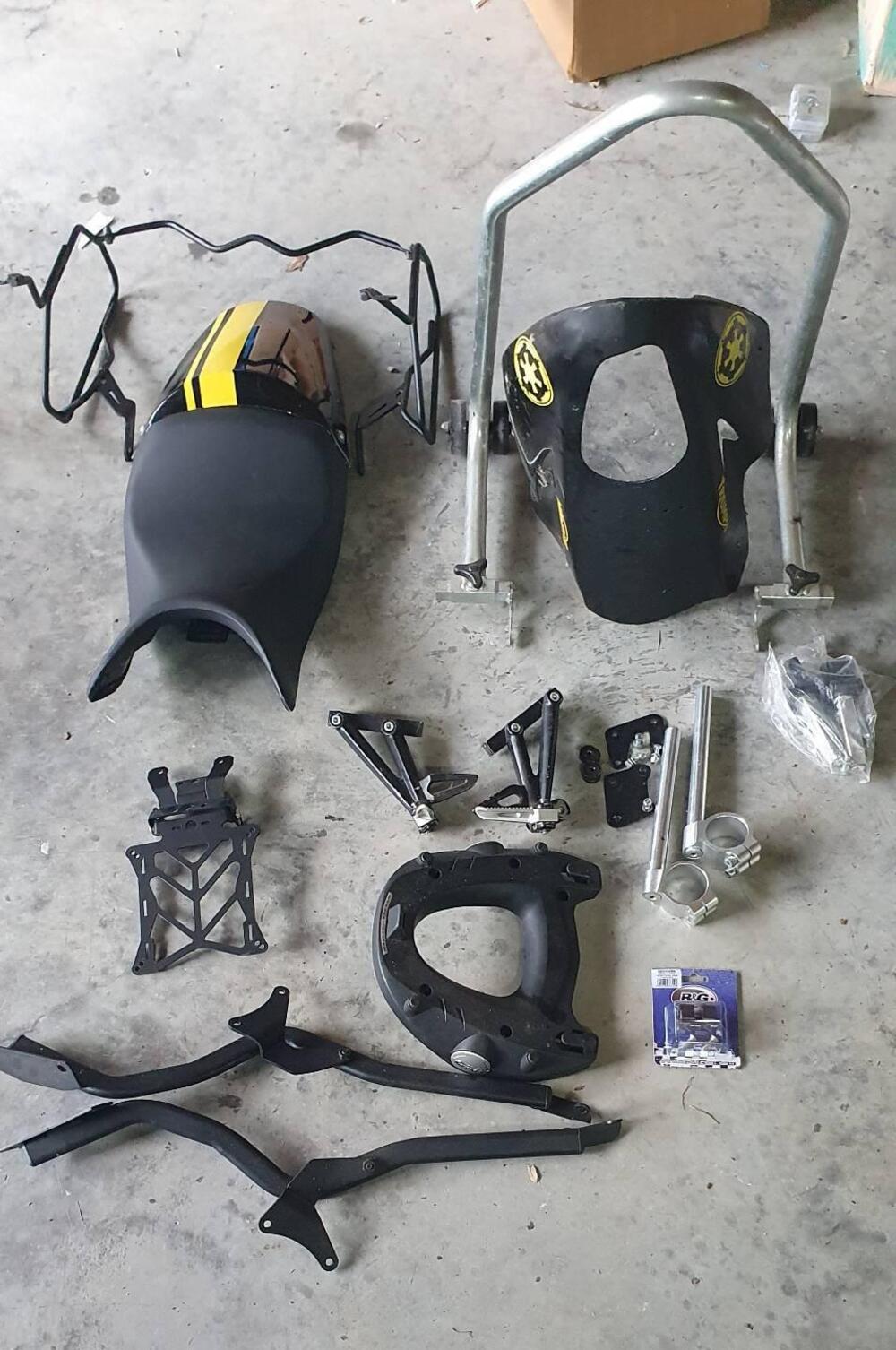 Triumph Street Triple (2007 - 12) (13)