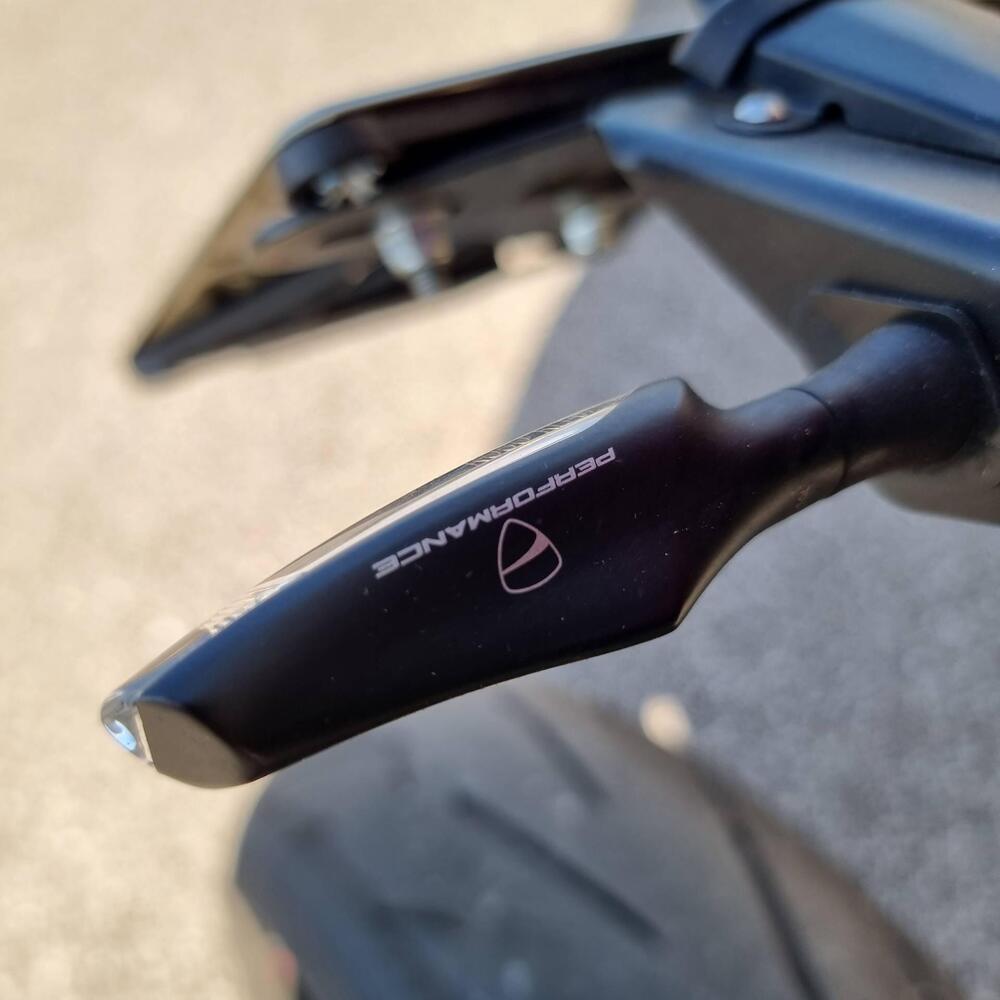 Ducati Monster 1200 S (2017 - 21) (8)