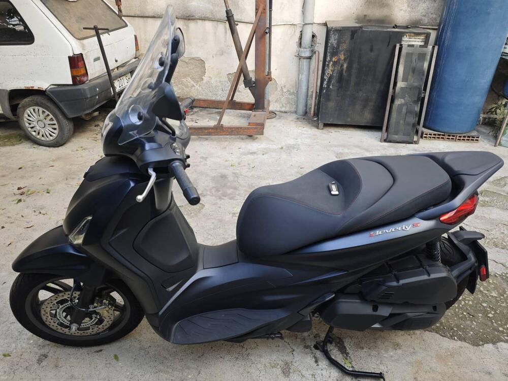 Piaggio Beverly 400 S ABS-ASR (2021 - 24) (13)