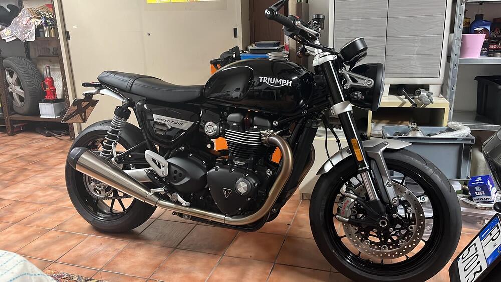 Triumph Speed Twin 1200 (2021 - 24) (3)