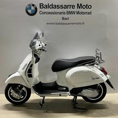 Vespa GTS 300 Super (2023 - 24) usata