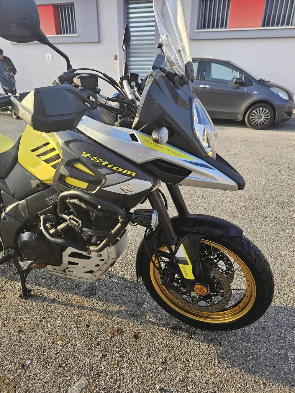 Suzuki V-Strom 1000XT (2017 - 20) (2)