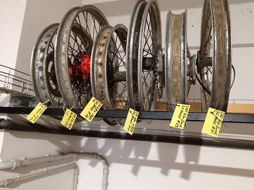 Coppia ruote RM 250 1989 Suzuki (5)