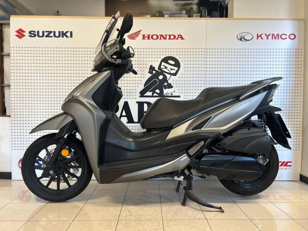 Kymco Agility 300i (2021 - 25) (6)