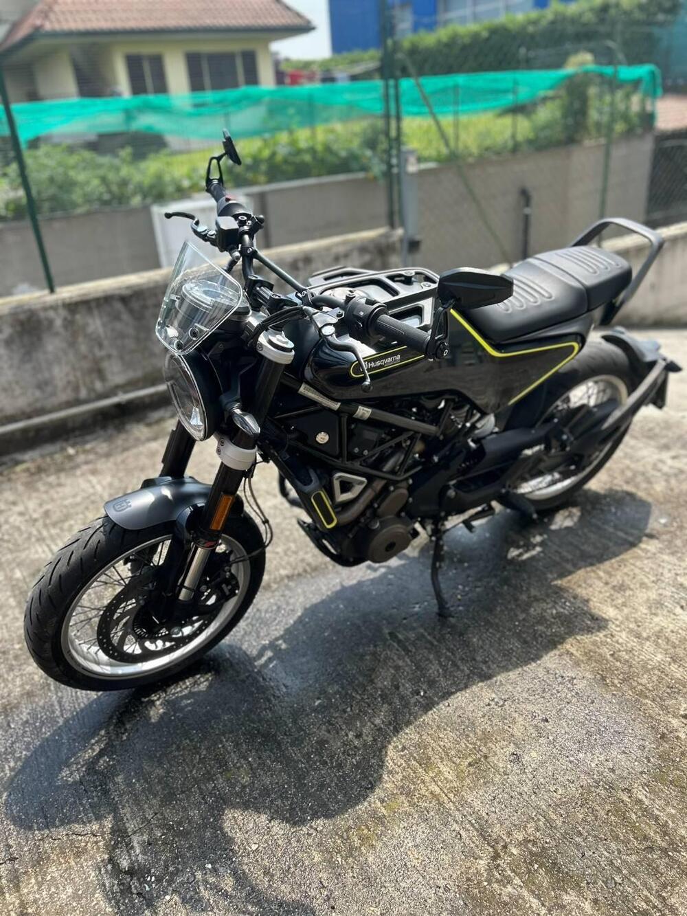 Husqvarna Svartpilen 401 (2018 - 19) (2)