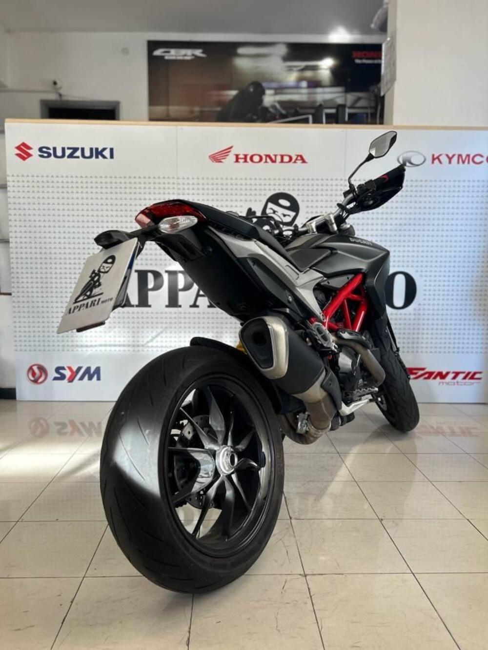 Ducati Hypermotard 821 (2013 - 15) (9)