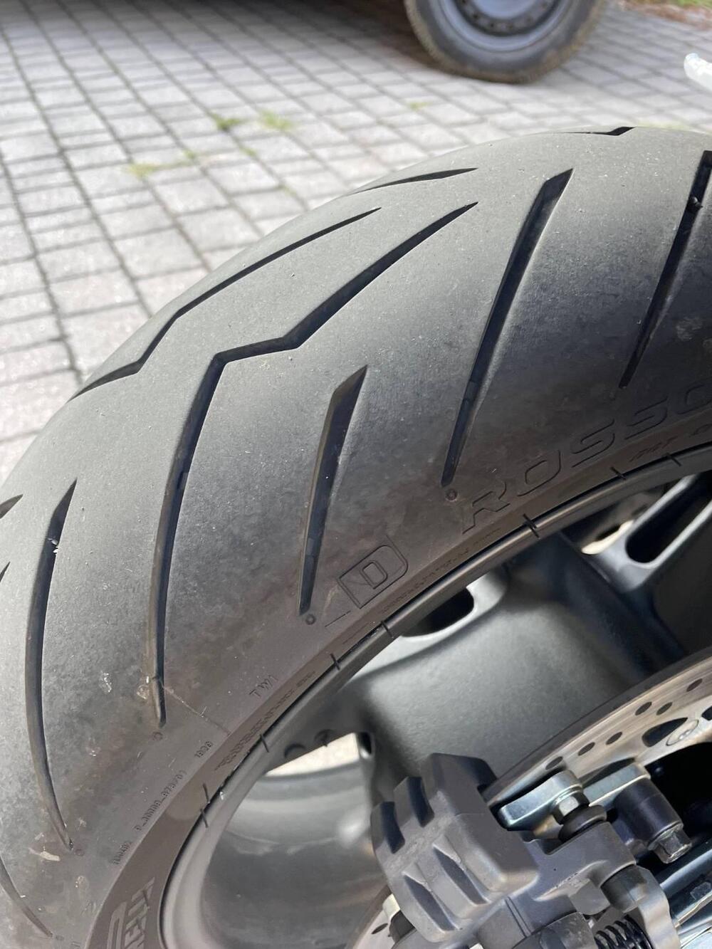 Yamaha T-Max 560 (2020 - 21) (4)