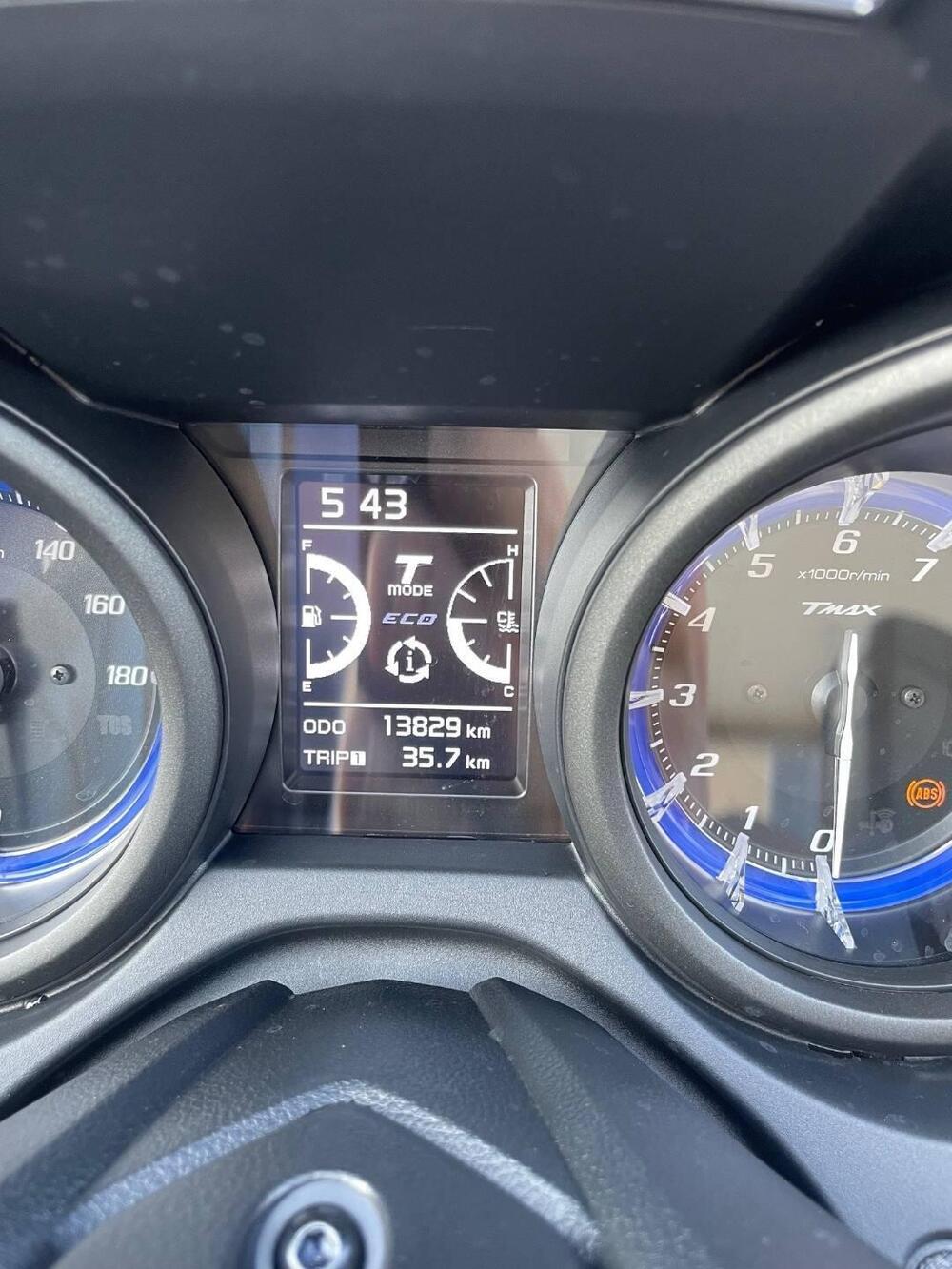 Yamaha T-Max 560 (2020 - 21) (7)