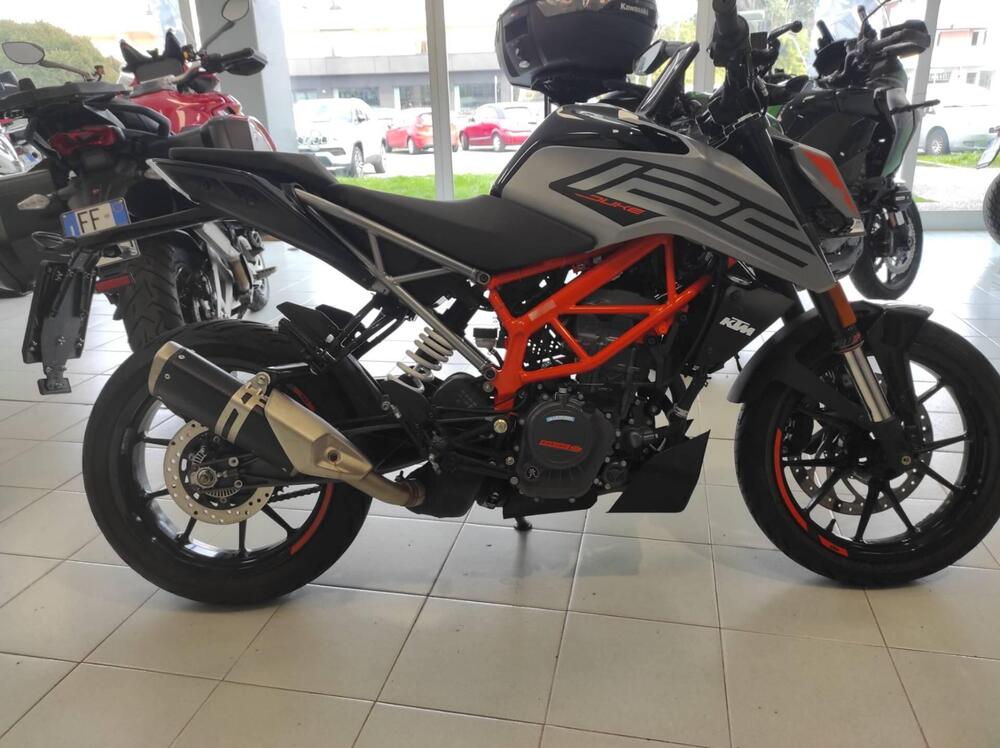 KTM 125 Duke (2021 - 23) (2)