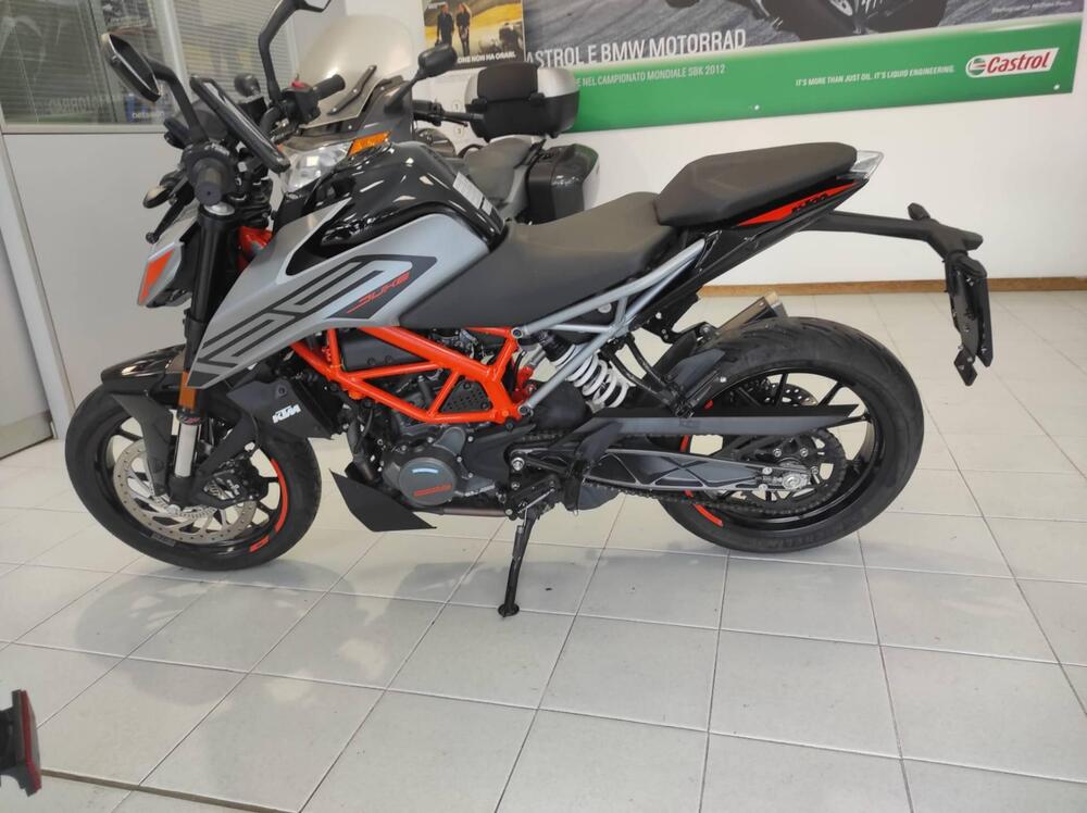 KTM 125 Duke (2021 - 23) (4)