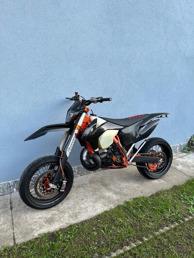 KTM 250 EXC E Six Days (2016) usata