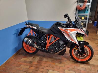 KTM 1290 Super Duke GT (2022 - 25) usata