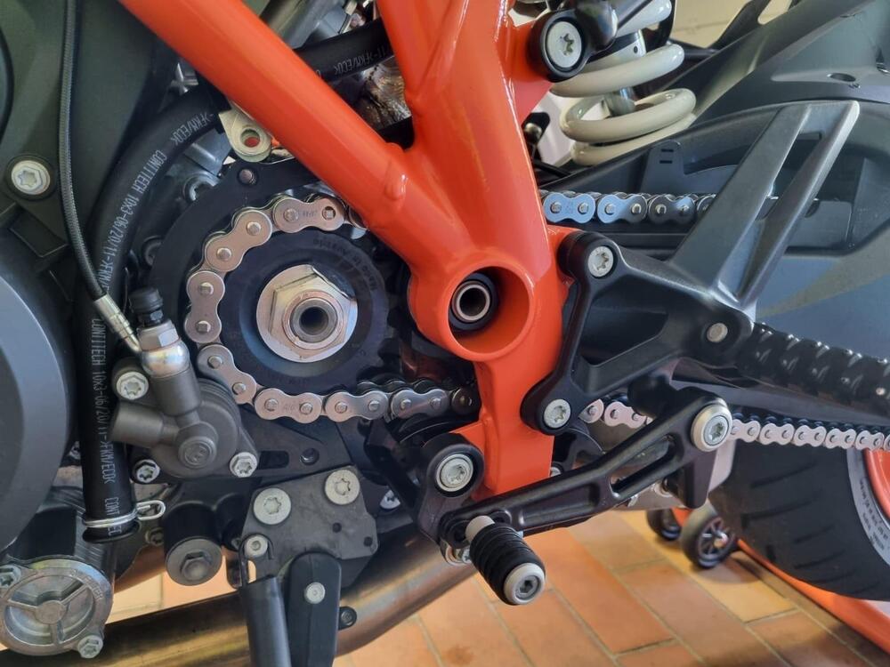 KTM 1290 Super Duke GT (2022 - 25) (6)