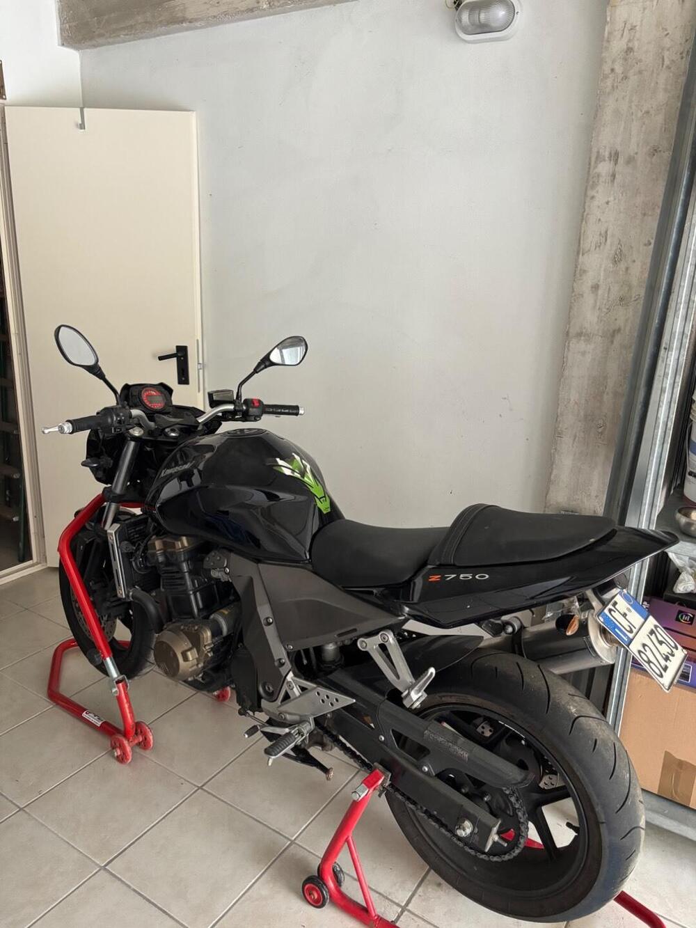 Kawasaki Z 750 (2003 - 06) (4)