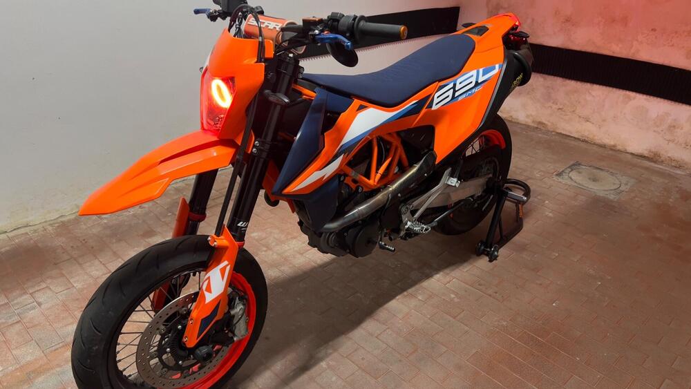 KTM 690 SMC R (2023 - 25)
