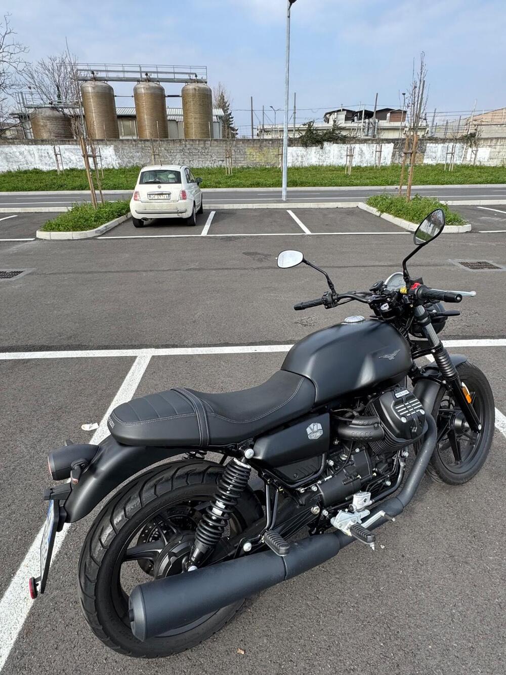 Moto Guzzi V7 850 Stone Special Abs (2021) (5)