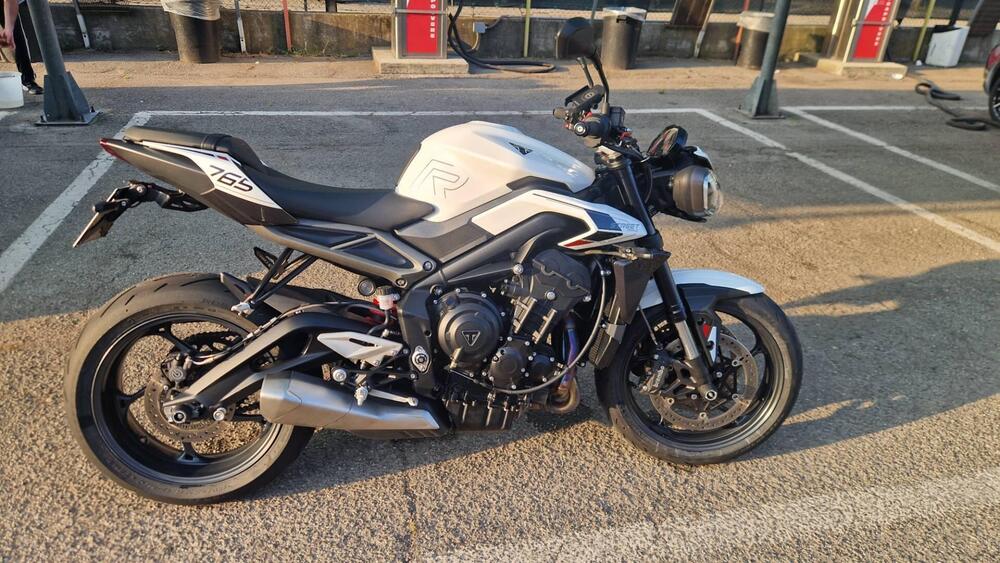 Triumph Street Triple 765 R (2023 - 26) (8)