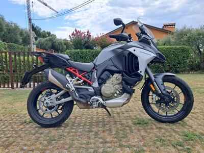 Ducati Multistrada V4 (2021 - 24) usata