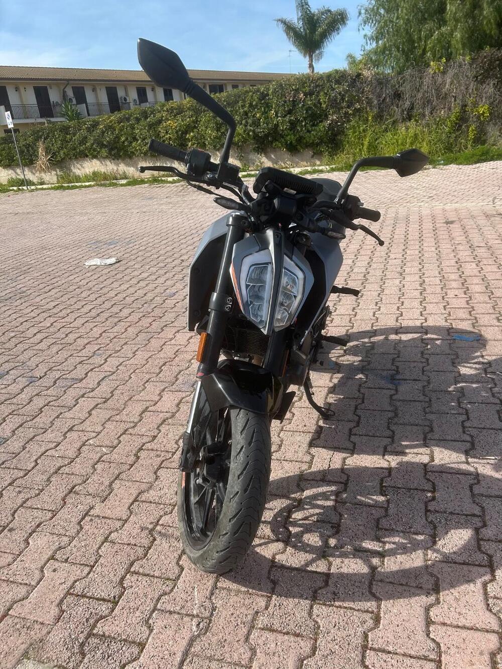 KTM 125 Duke (2021 - 23) (2)