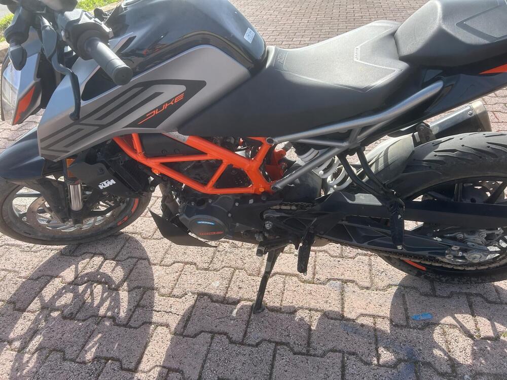 KTM 125 Duke (2021 - 23) (3)