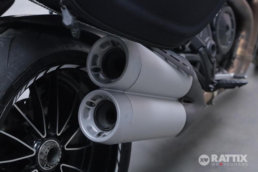 Ducati Diavel 1200 Carbon (2010 - 13) (8)