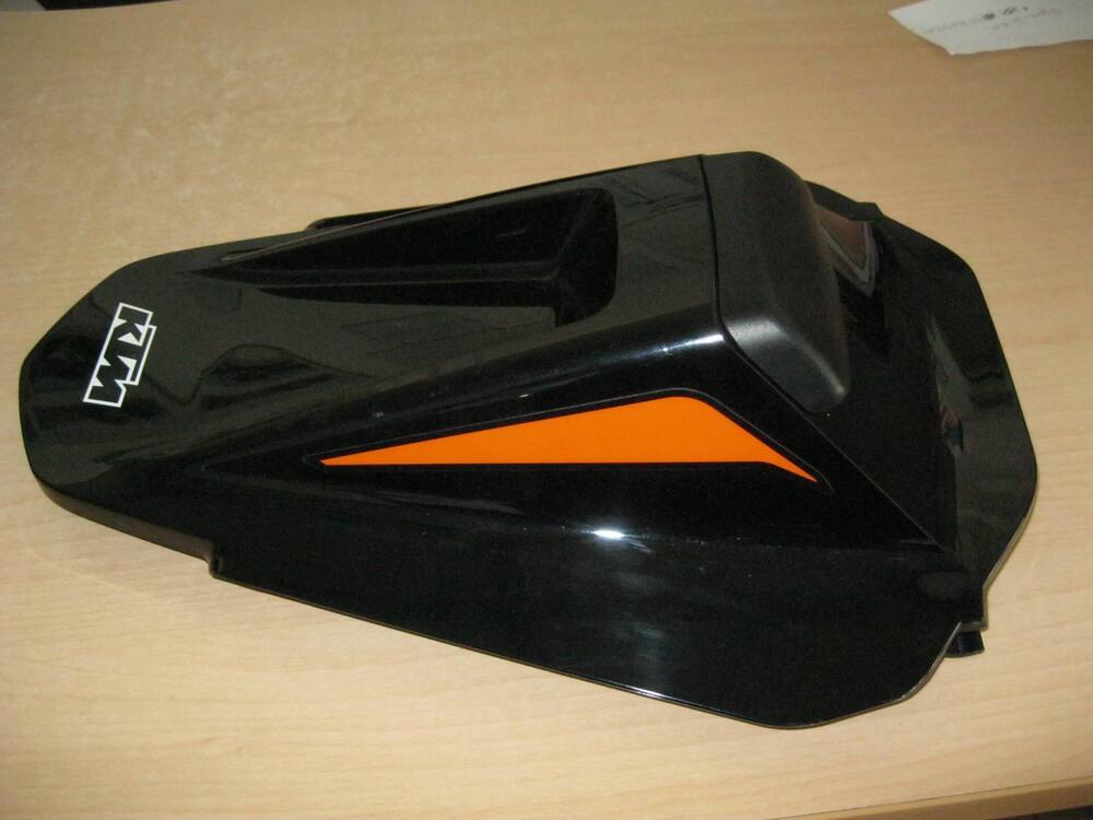 KTM 890 Duke R (2020) (10)