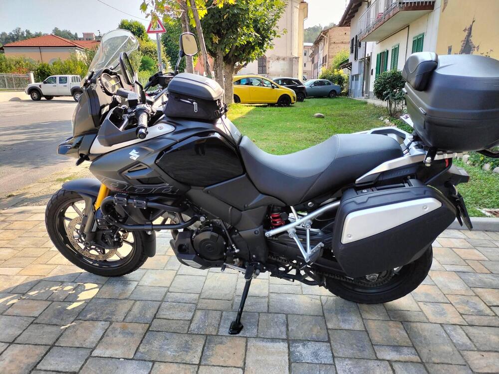 Suzuki V-Strom 1000 ABS No compromise LE (2015 - 17) (6)