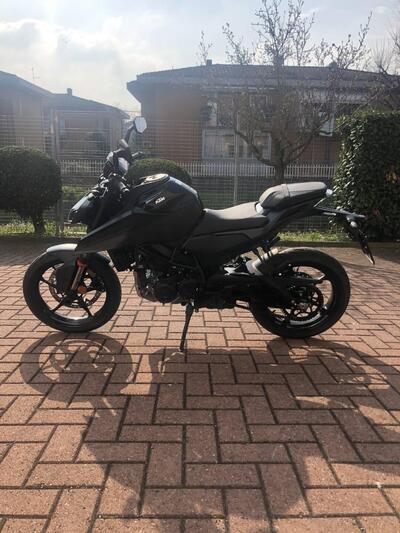 KTM 125 Duke (2026) nuova