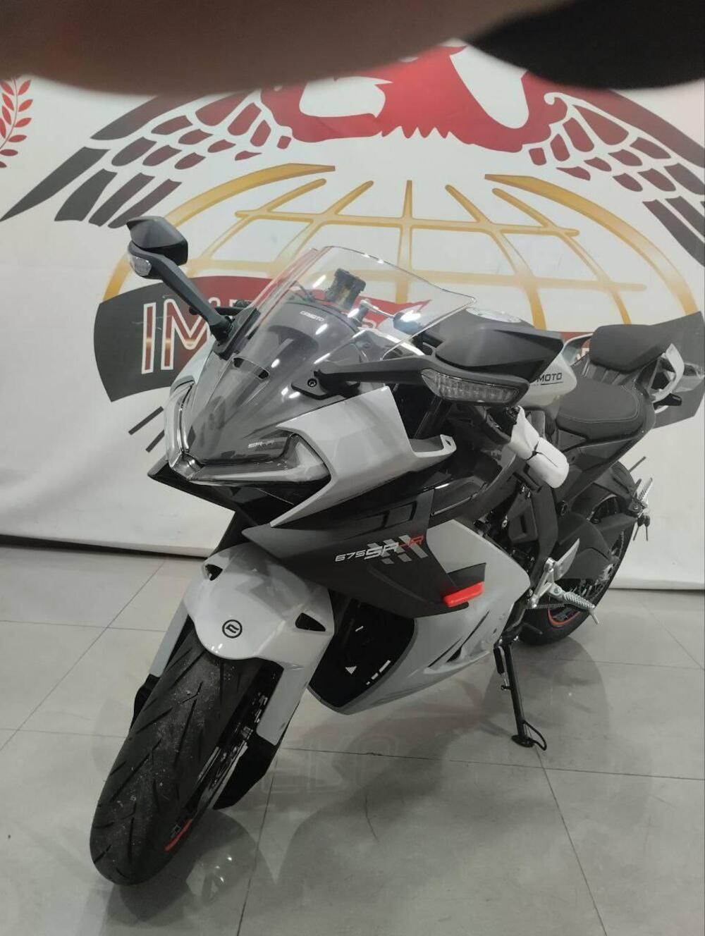 CFMOTO 675SR-R (2025 - 26) (3)