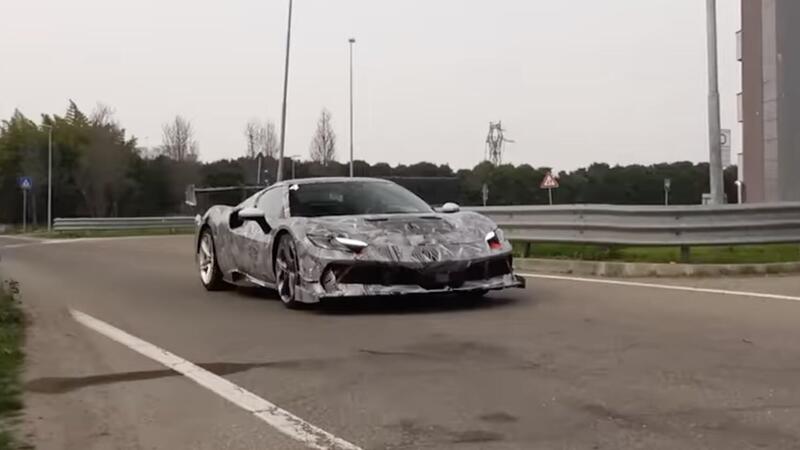 Ferrari 296CS: oltre 900 CV per la nuova supercar estrema di Maranello