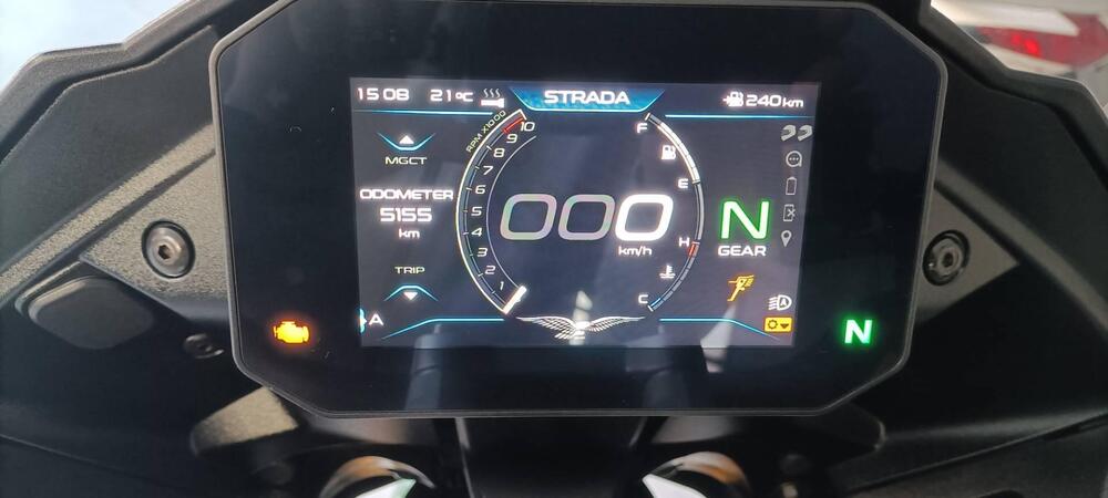 Moto Guzzi V100 Mandello S (2025 - 26) (7)