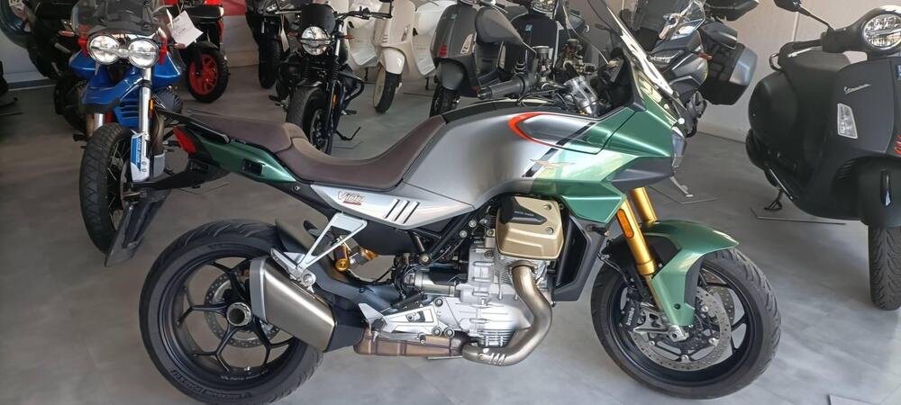 Moto Guzzi V100 Mandello S (2025 - 26)