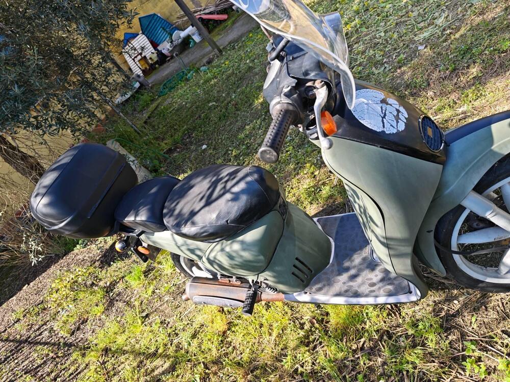 Aprilia Scarabeo 50 (2000 - 02) (3)