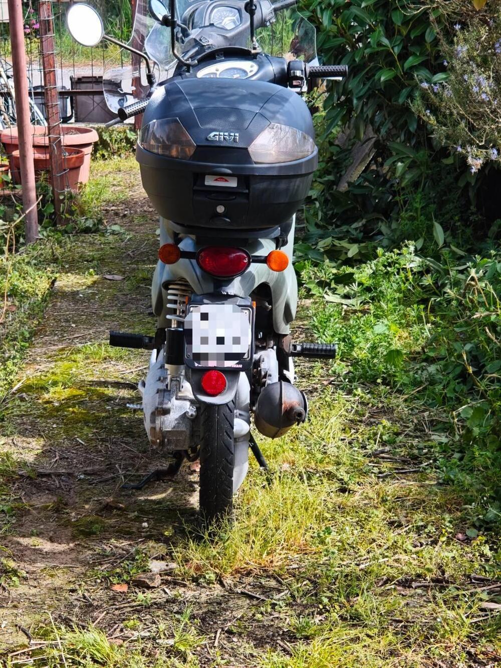 Aprilia Scarabeo 50 (2000 - 02) (7)