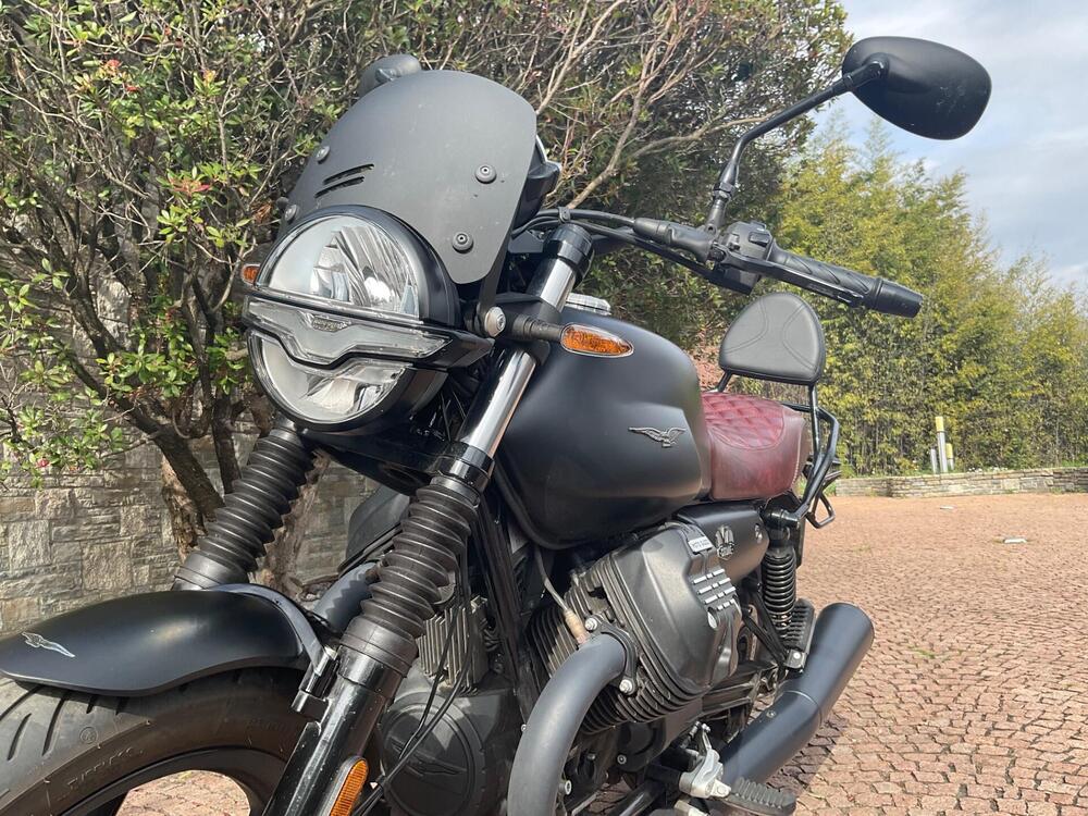 Moto Guzzi V7 Stone (2021 - 24) (5)