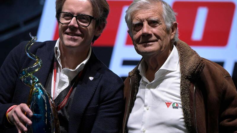 Premio Moto Europa 2026: Aprilia, BMW, Ducati, Royal Enfield o Yamaha? Giacomo Agostini incorona la moto dell'anno a Motodays Roma
