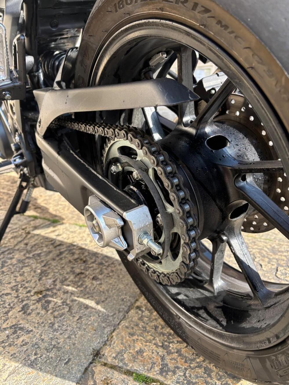 Yamaha MT-07 Pure (2023 - 25) (7)